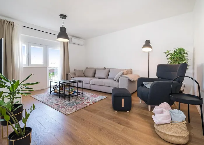 Mavi דירה זאדאר